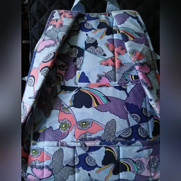 Vera Bradley Backpack - Picture 4 of 16